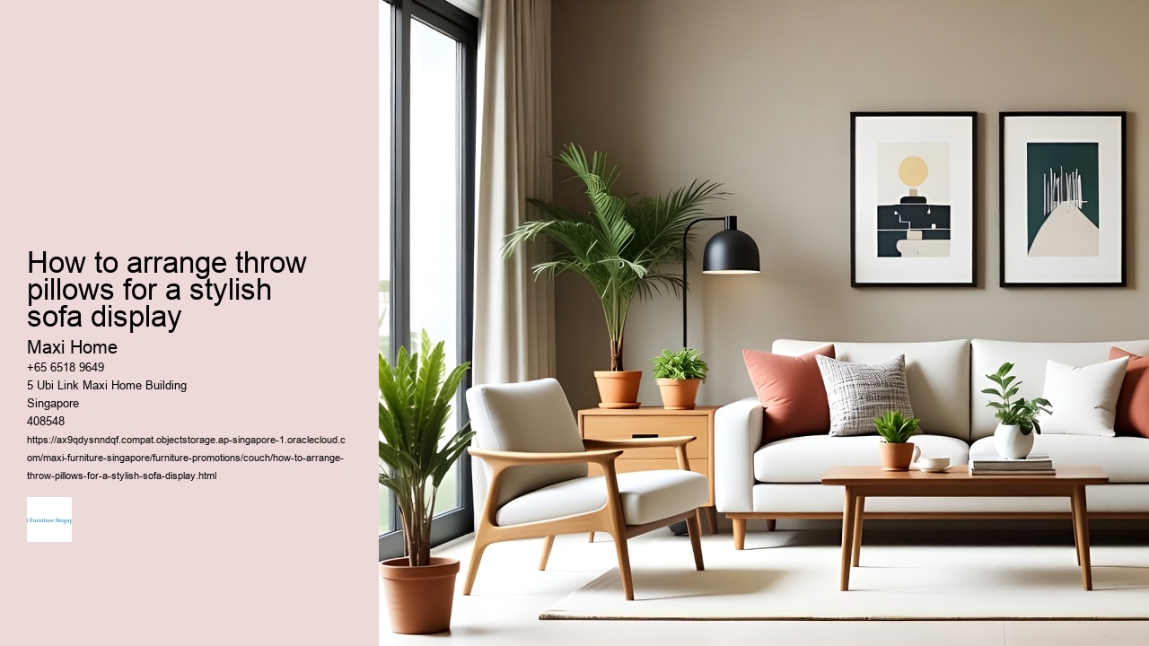How to arrange throw pillows for a stylish sofa display